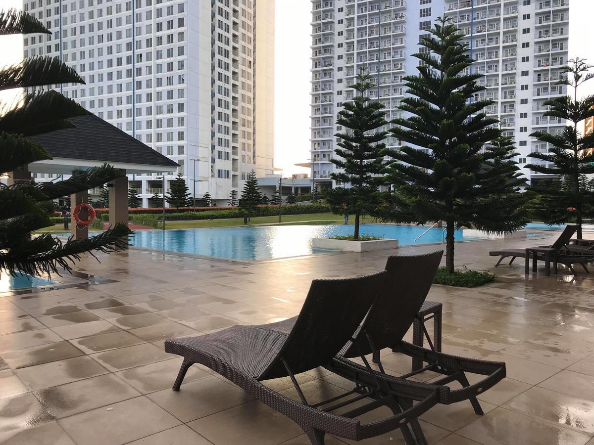 Jj Suites Tagaytay @ Wind Residences Tagaytay City Esterno foto